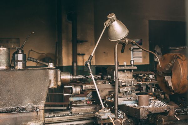 Dokumenten- und Wissensautomatisierung in der Produktion
